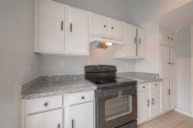 9809 Richmond Avenue C8, Houston, TX 77042