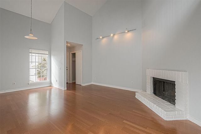 9809 Richmond Avenue C8, Houston, TX 77042