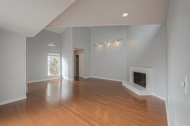 9809 Richmond Avenue C8, Houston, TX 77042