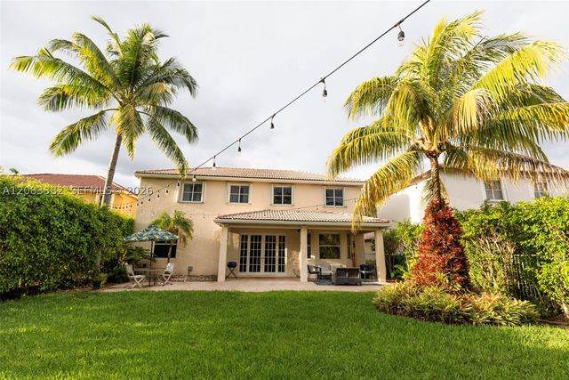 3652 Falcon Ridge Cir 0, Weston, FL 33331