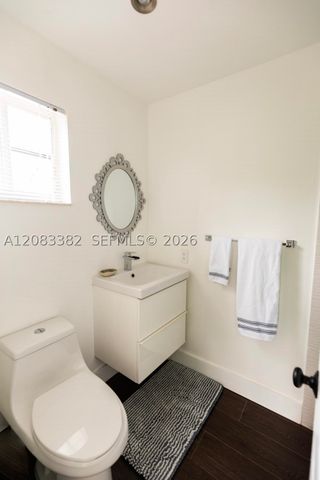 3652 Falcon Ridge Cir 0, Weston, FL 33331