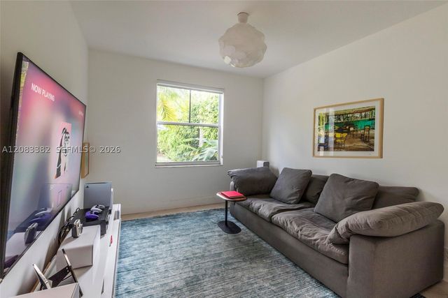 3652 Falcon Ridge Cir 0, Weston, FL 33331