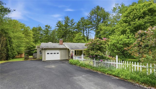 233 Victory Highway, West Greenwich, RI 02817