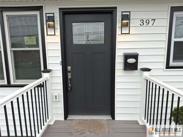 397 Lake Avenue, Colonia, NJ 07067