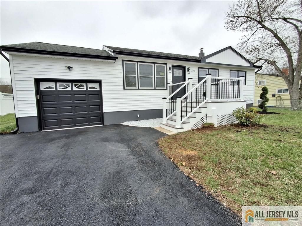 397 Lake Avenue, Colonia, NJ 07067
