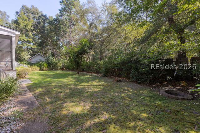 60 Old Sawmill Dr, Bluffton, SC 29910