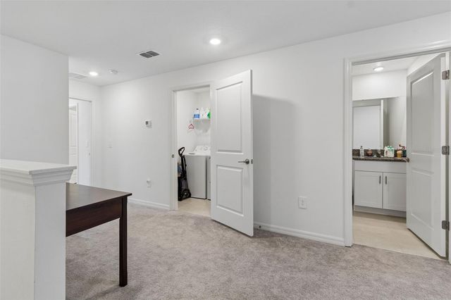 6076 SHINER STREET, Land O Lakes, FL 34638