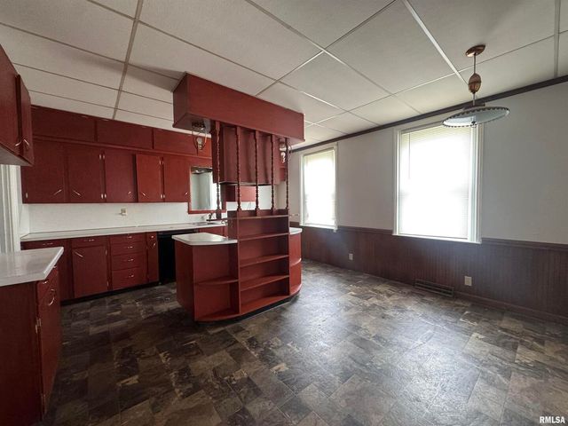 517 12TH Avenue, Fulton, IL 61252