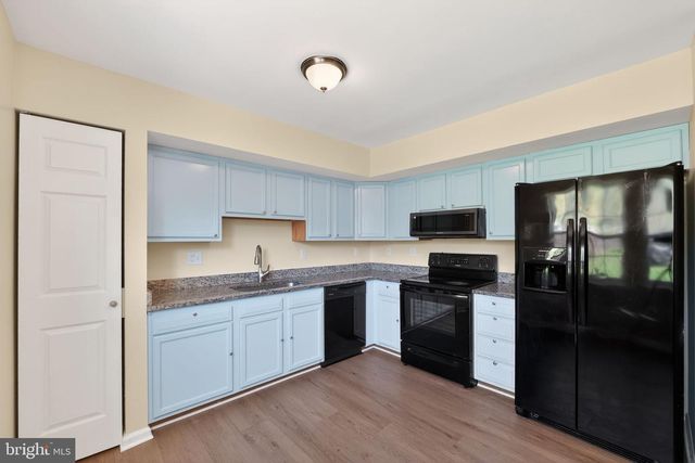 8090 ROUND TABLE CT, Pasadena, MD 21122
