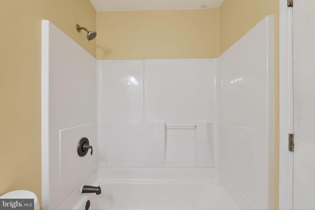 8090 ROUND TABLE CT, Pasadena, MD 21122