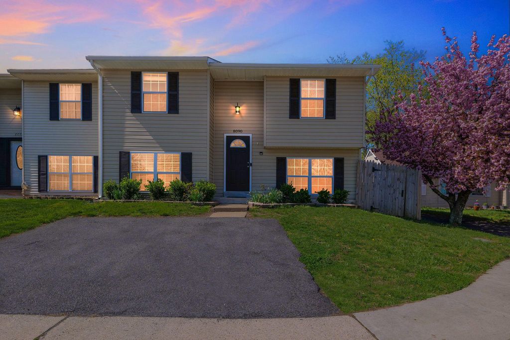 8090 ROUND TABLE CT, Pasadena, MD 21122