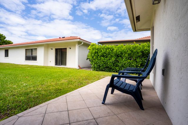 375 NW 42nd Street, Boca Raton, FL 33431