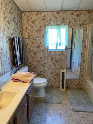 17576 E State Highway 120, Ripon, CA 95366