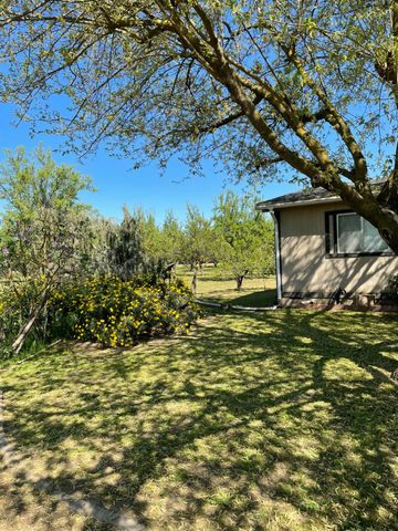 17576 E State Highway 120, Ripon, CA 95366