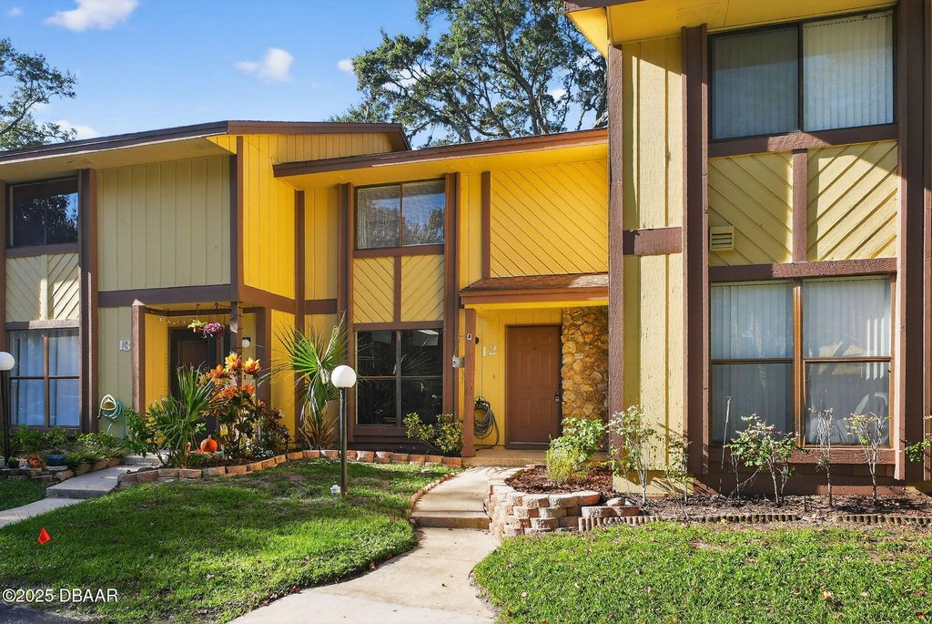 12 Glen Arbor Park, Ormond Beach, FL 32174