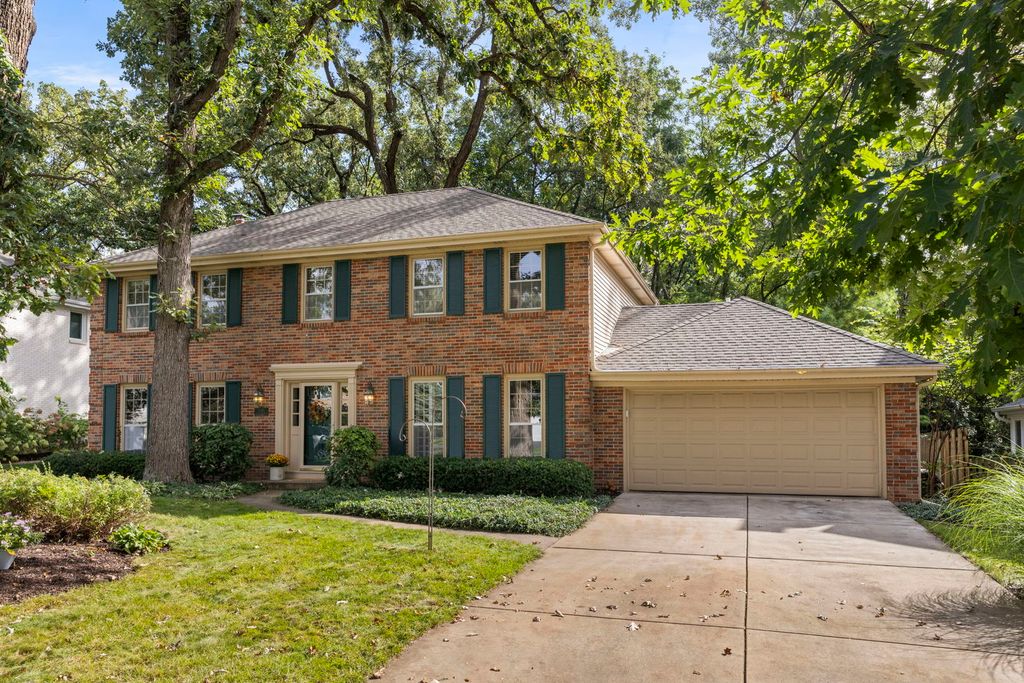 1245 Yorkshire Woods Court, Wheaton, IL 60187 — exterior