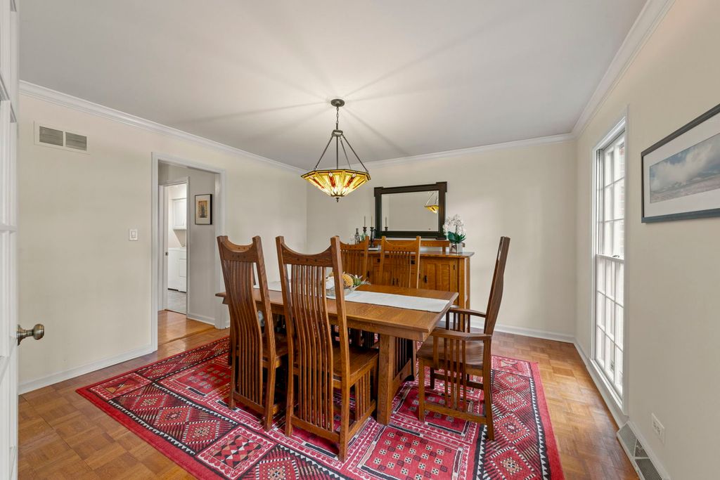 1245 Yorkshire Woods Court, Wheaton, IL 60187 — photo 5