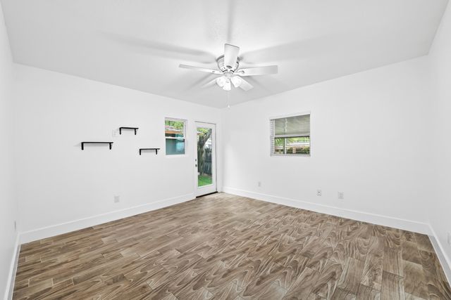 35 SE 12th Street, Dania Beach, FL 33004