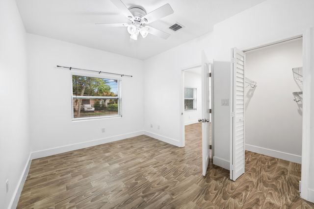 35 SE 12th Street, Dania Beach, FL 33004