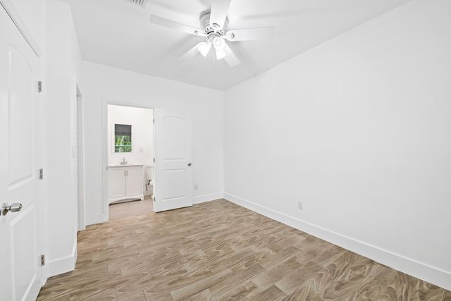 35 SE 12th Street, Dania Beach, FL 33004