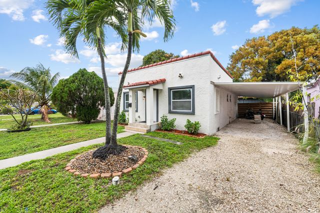 35 SE 12th Street, Dania Beach, FL 33004
