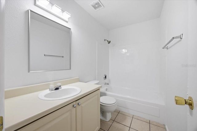 3028 PARKWAY BOULEVARD 301, Kissimmee, FL 34747