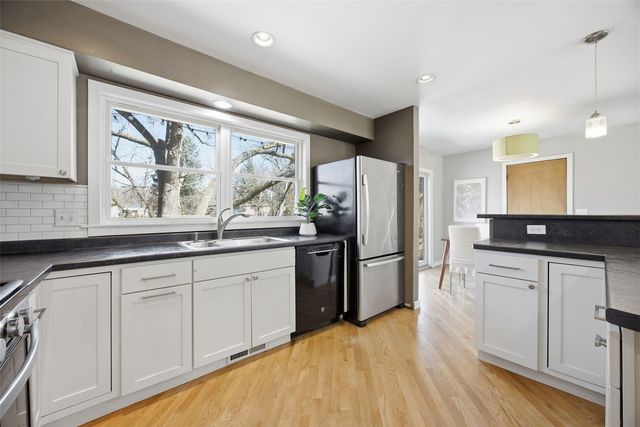 3002 Brookside Drive, Iowa City, IA 52245