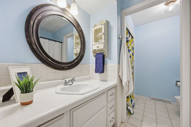 3002 Brookside Drive, Iowa City, IA 52245