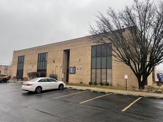 1835 Dixie Highway 104, Flossmoor, IL 60422