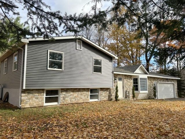 10132 Slab City Road, Cato, NY 13080