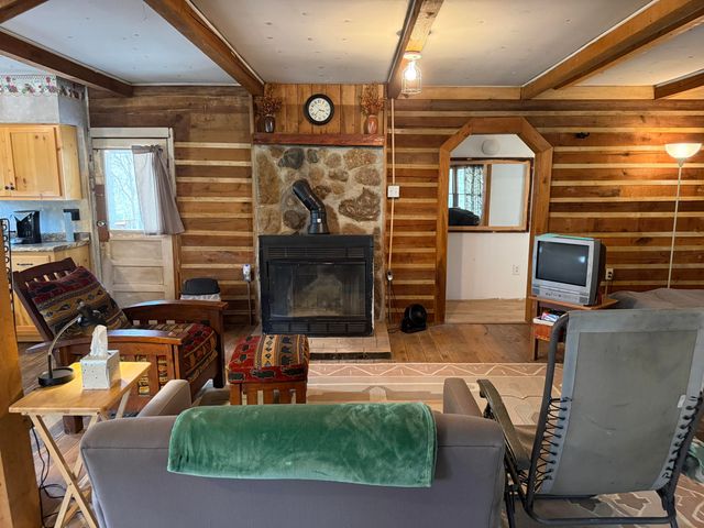 1906 Green Ford Road, Monticello, KY 42633