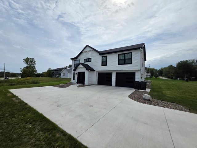 N3392 Narcissus ROAD, Lake Geneva, WI 53147