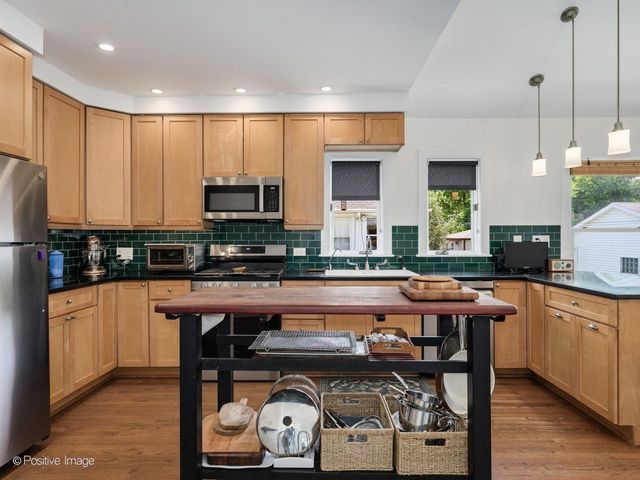 516 S Greenwood Avenue, Park Ridge, IL 60068