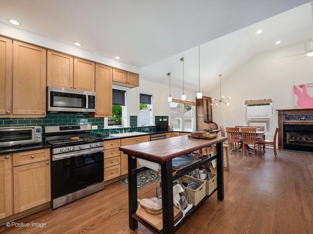 516 S Greenwood Avenue, Park Ridge, IL 60068