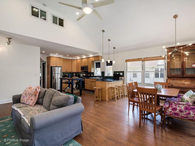 516 S Greenwood Avenue, Park Ridge, IL 60068