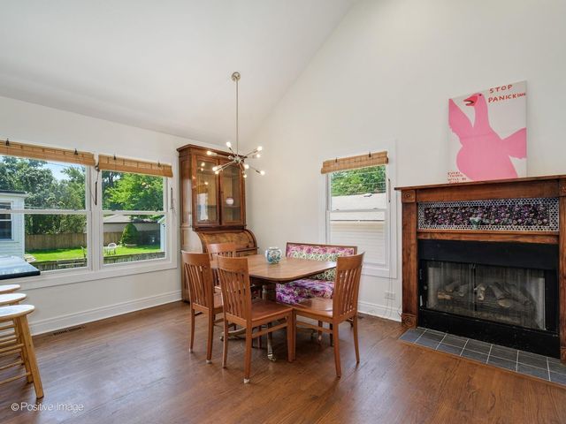 516 S Greenwood Avenue, Park Ridge, IL 60068