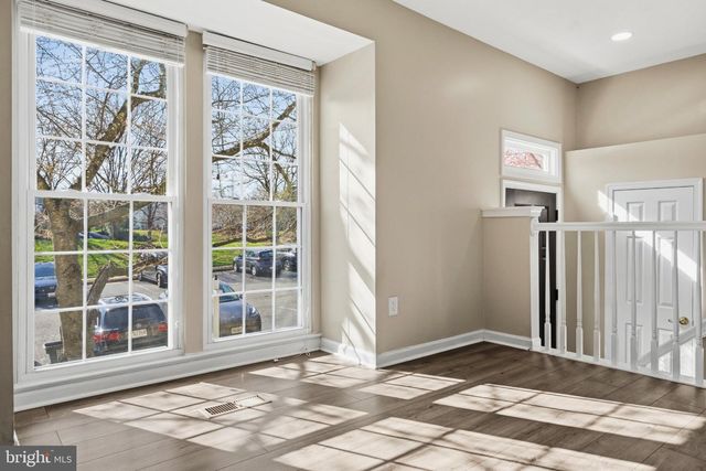 21018 STRAWRICK TER, Ashburn, VA 20147