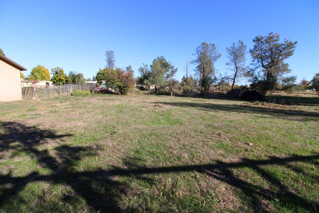 17125 Zanita Trail, Anderson, CA 96007