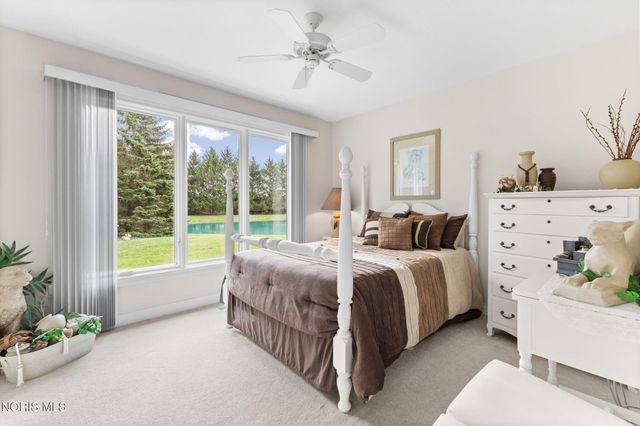 6957 Secluded Pines Drive, Maumee, OH 43537