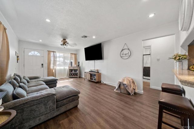 531 Felicita Avenue, Spring Valley, CA 91977