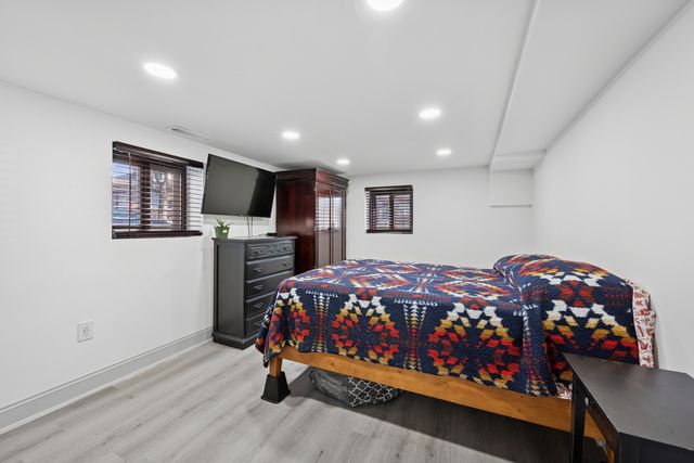 4728 N Kennicott Avenue, Chicago, IL 60630