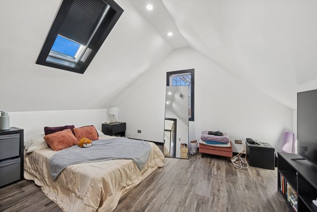 4728 N Kennicott Avenue, Chicago, IL 60630