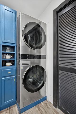 4728 N Kennicott Avenue, Chicago, IL 60630