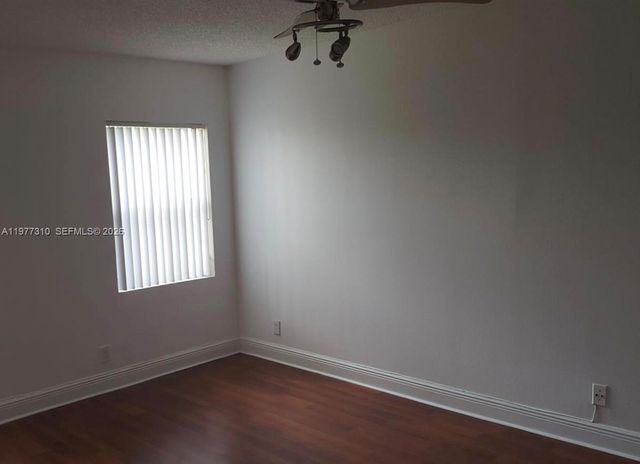 9999 Summerbreeze Dr 420, Sunrise, FL 33322