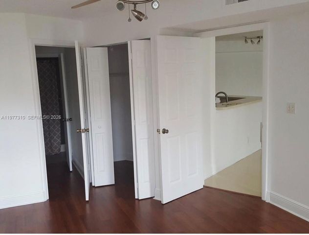 9999 Summerbreeze Dr 420, Sunrise, FL 33322