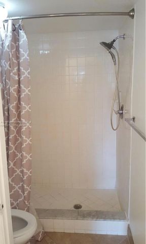 9999 Summerbreeze Dr 420, Sunrise, FL 33322