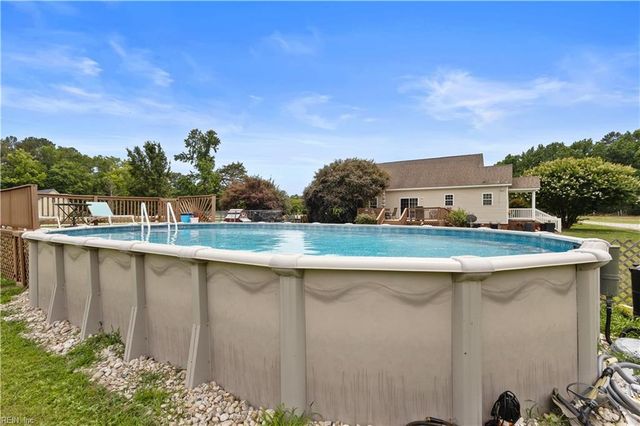 17403 Carroll Bridge RD, Windsor, VA 23487