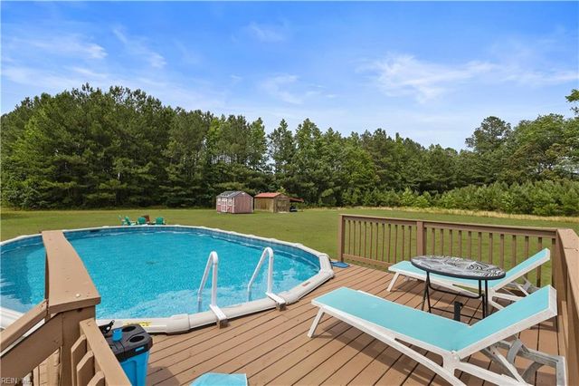 17403 Carroll Bridge RD, Windsor, VA 23487