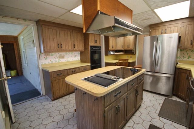 12821 PRICES DISTILLERY RD, Clarksburg, MD 20871