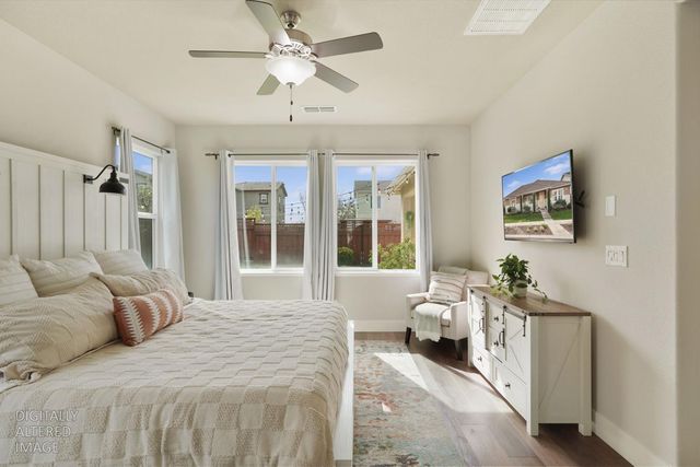 720 Channel Dr, Lathrop, CA 95330